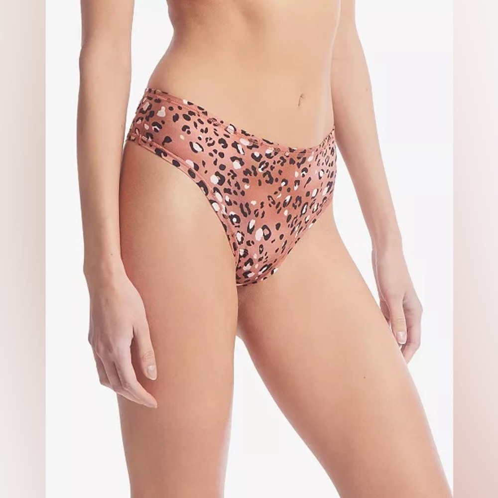 Hanky Panky Play Printed Cotton Natural Rise Thong (PR721664) - Wild Spots
